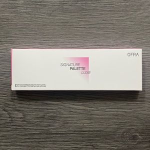 Ofra eyeshadow palette